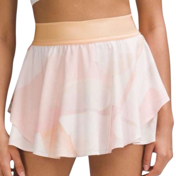 lululemon athletica Dresses & Skirts - LULULEMON Court Rival High-Rise Skirt Built-In Shorts Garrogeo Multi Skort Sz 2